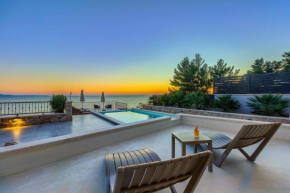 Peaceful Villa Luce di Mare - heated pool, sauna
